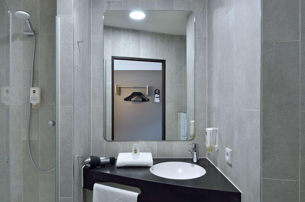 B&B Hotel Frankfurt-West Eschborn Εξωτερικό φωτογραφία