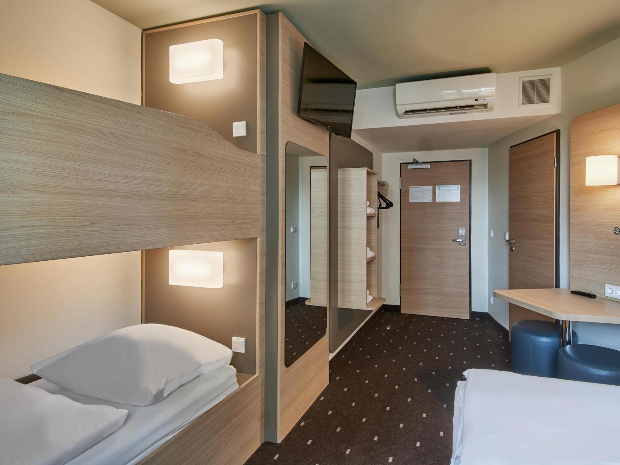 B&B Hotel Frankfurt-West Eschborn Εξωτερικό φωτογραφία