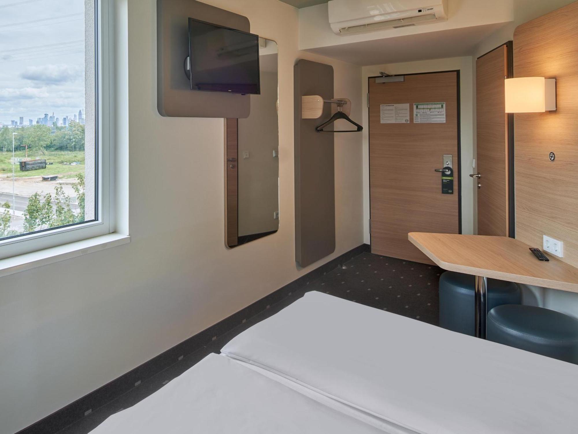 B&B Hotel Frankfurt-West Eschborn Εξωτερικό φωτογραφία