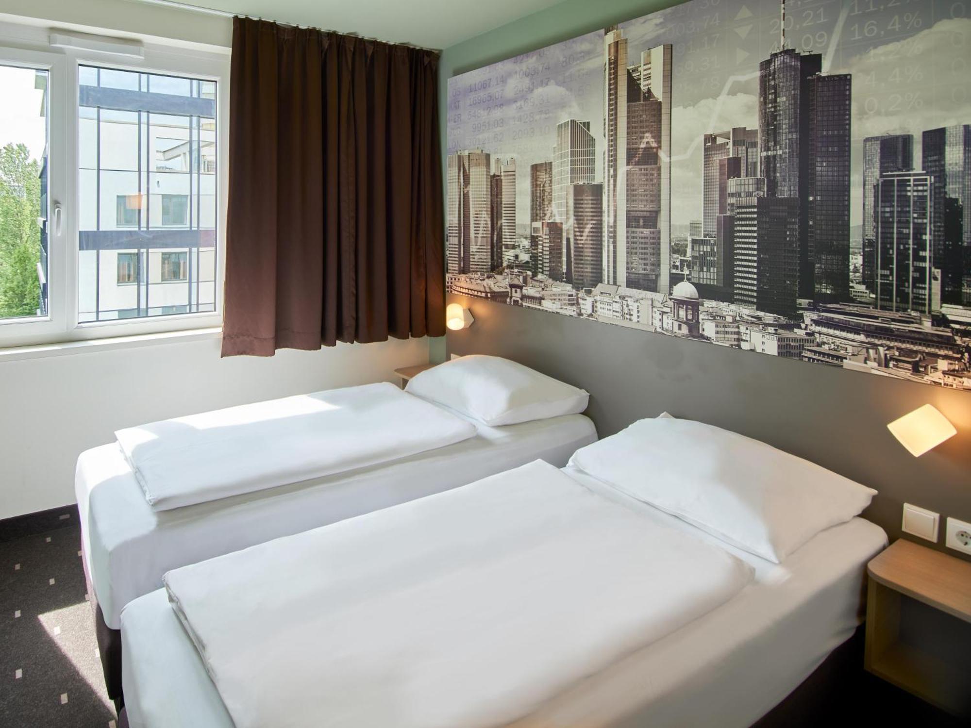 B&B Hotel Frankfurt-West Eschborn Εξωτερικό φωτογραφία