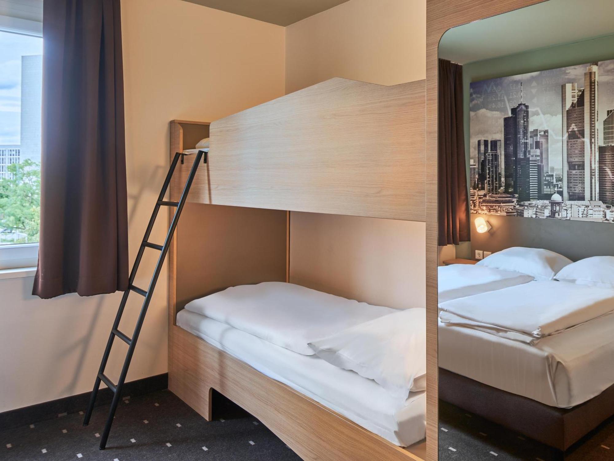 B&B Hotel Frankfurt-West Eschborn Εξωτερικό φωτογραφία