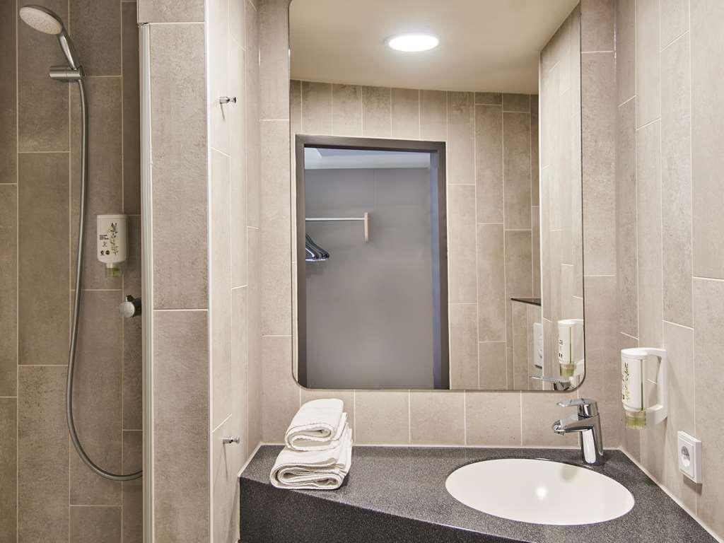 B&B Hotel Frankfurt-West Eschborn Δωμάτιο φωτογραφία