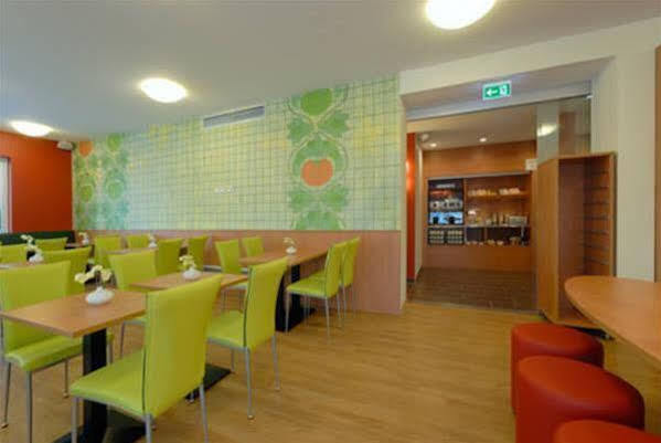 B&B Hotel Frankfurt-West Eschborn Εξωτερικό φωτογραφία